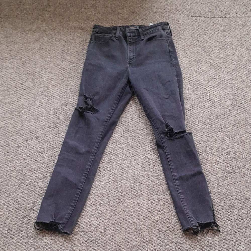 Abercrombie & Fitch Black Distressed Skinny Jeans